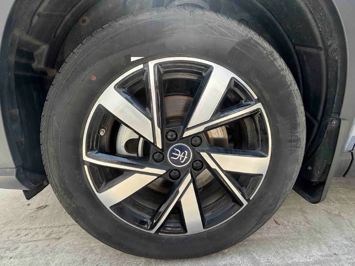 2024 BYD Song Pro 1.5L 110HP L4 E-CVT PHEV 18.3KWH,autocango,china used car exporter,china ev exporter,chinese used car exporter,chinese used ev exporter