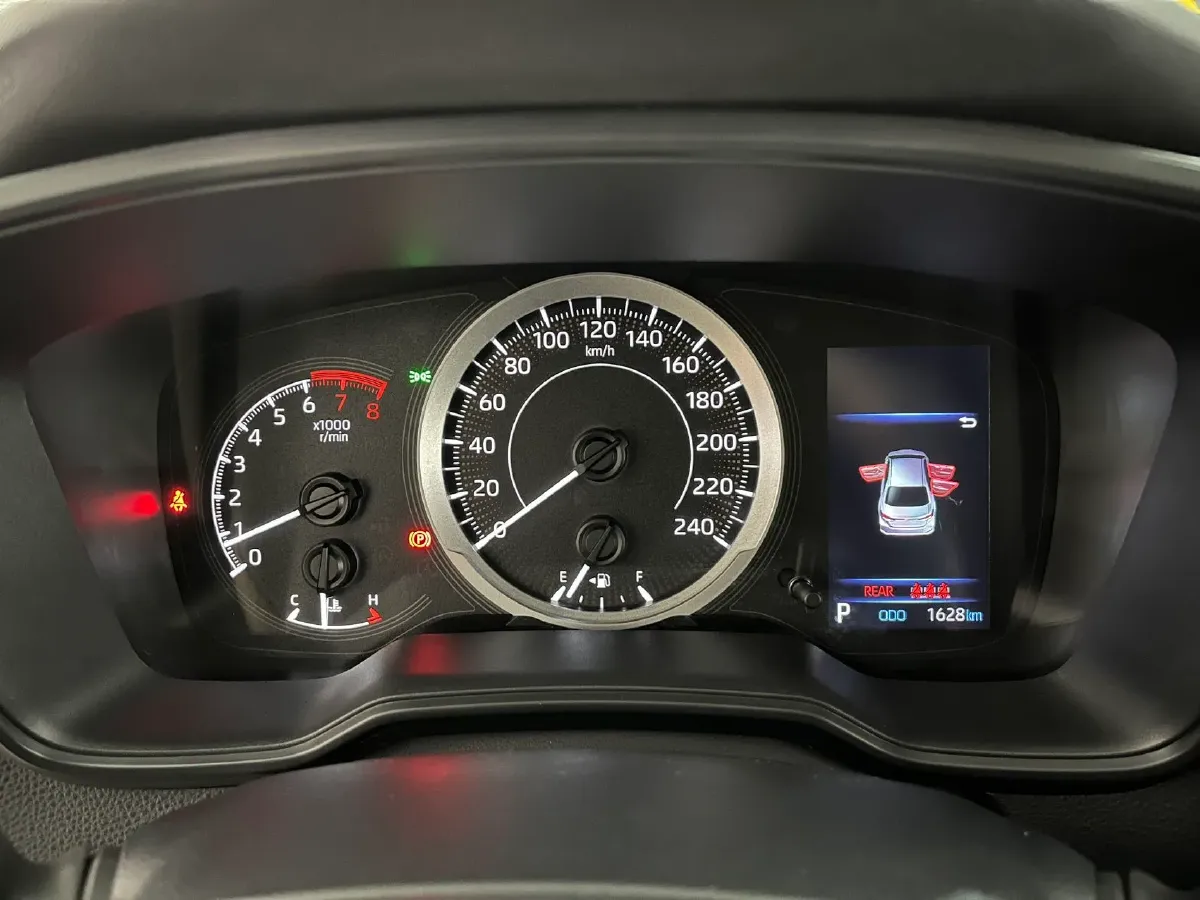 2021 Toyota Corolla 1.2T 116HP L4 CVT,autocango,china used car exporter,china ev exporter,chinese used car exporter,chinese used ev exporter