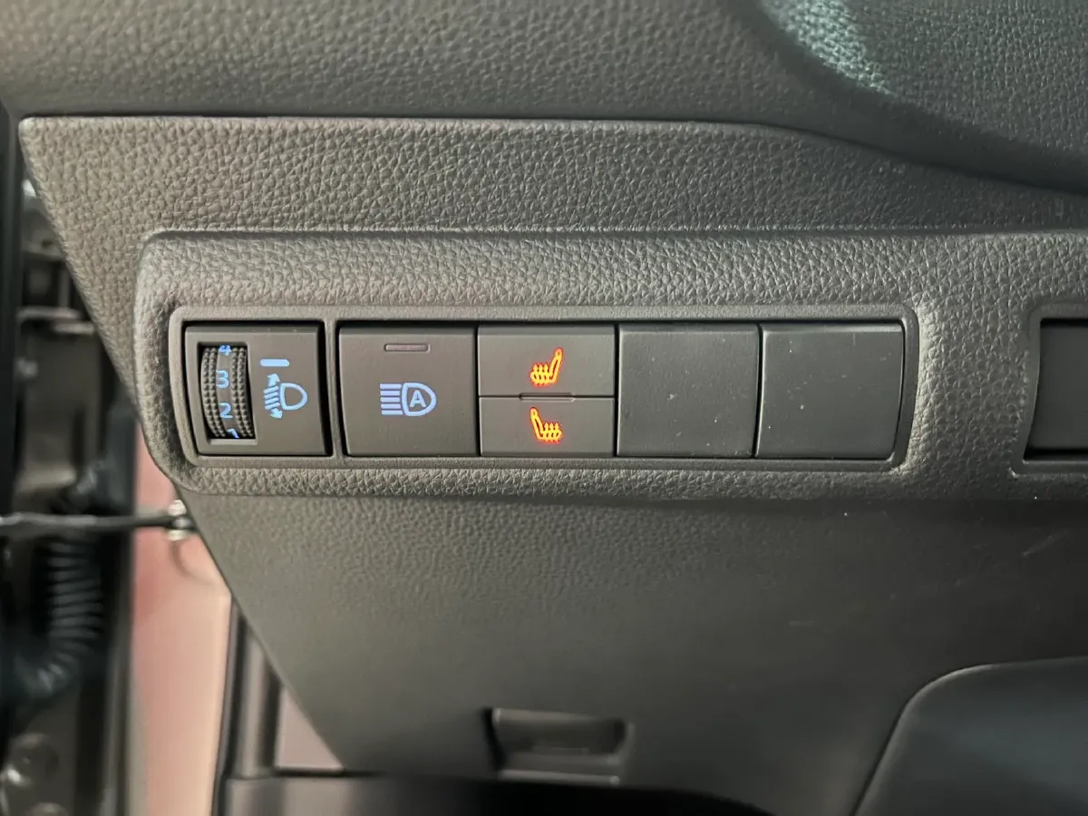 2021 Toyota Corolla 1.2T 116HP L4 CVT,autocango,china used car exporter,china ev exporter,chinese used car exporter,chinese used ev exporter