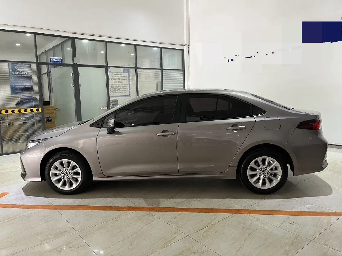 2021 Toyota Corolla 1.2T 116HP L4 CVT,autocango,china used car exporter,china ev exporter,chinese used car exporter,chinese used ev exporter
