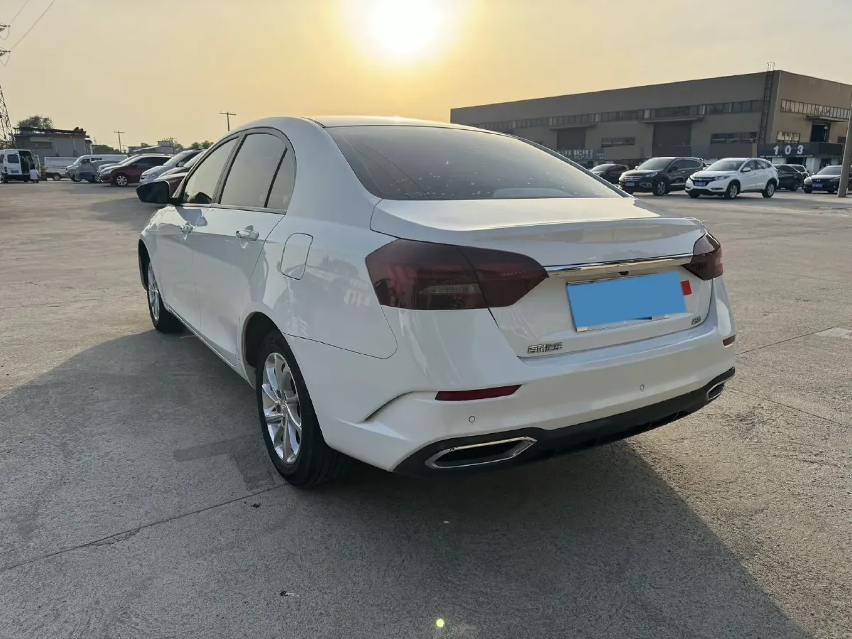 2021 Geely Emgrand 1.5L 109HP L4 CVT,autocango,china used car exporter,china ev exporter,chinese used car exporter,chinese used ev exporter