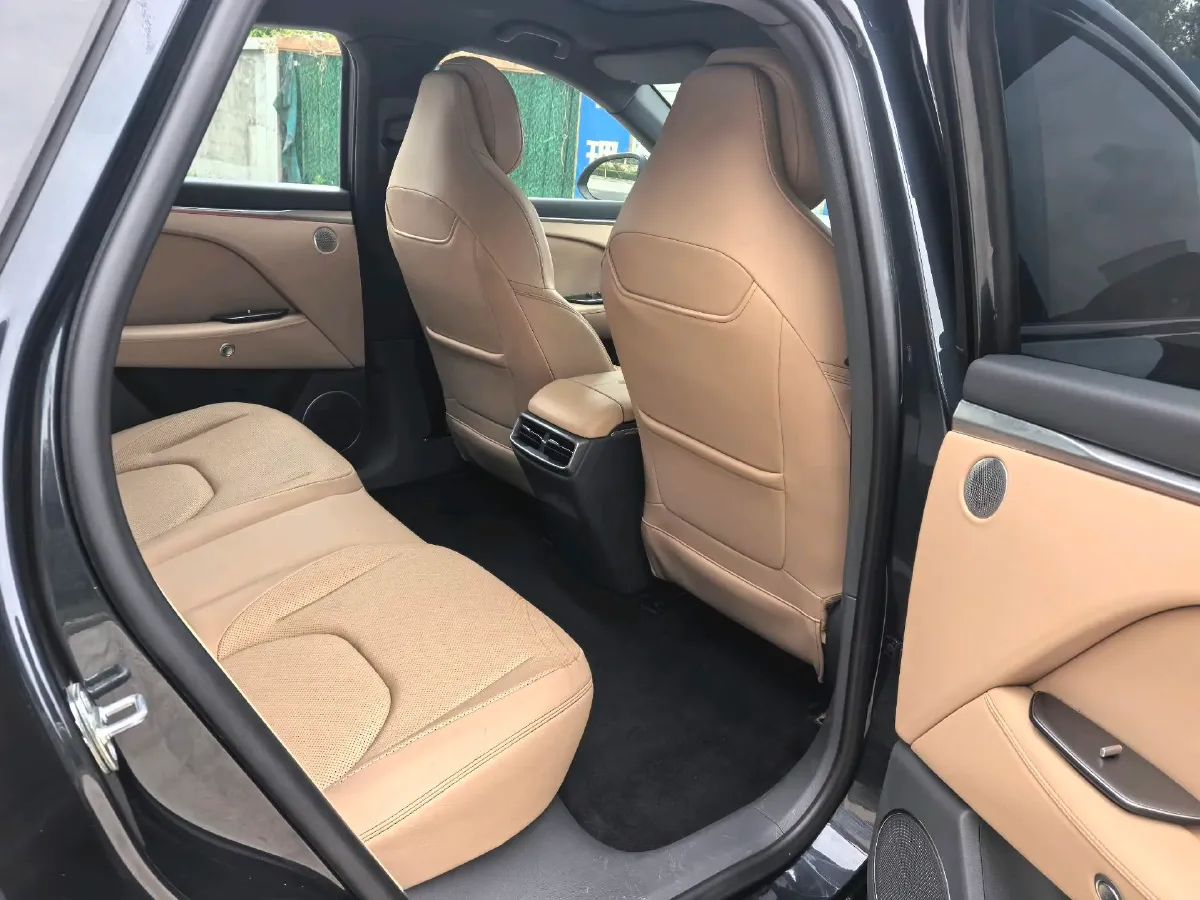 2025 Ford Ranger 2.3T 186HP L4 8AT,autocango,china used car exporter,china ev exporter,chinese used car exporter,chinese used ev exporter