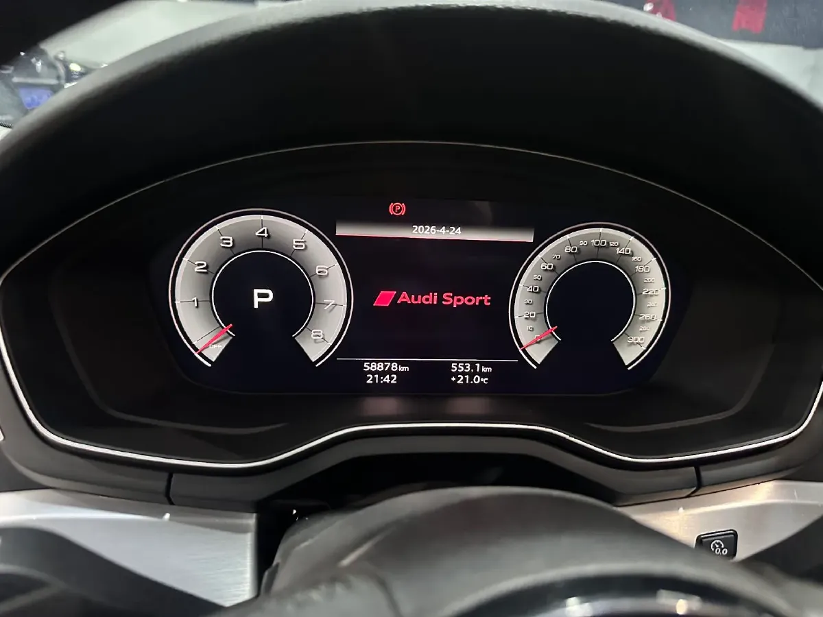 2022 Audi A4L 2.0T 190HP L4 7DCT,autocango,china used car exporter,china ev exporter,chinese used car exporter,chinese used ev exporter