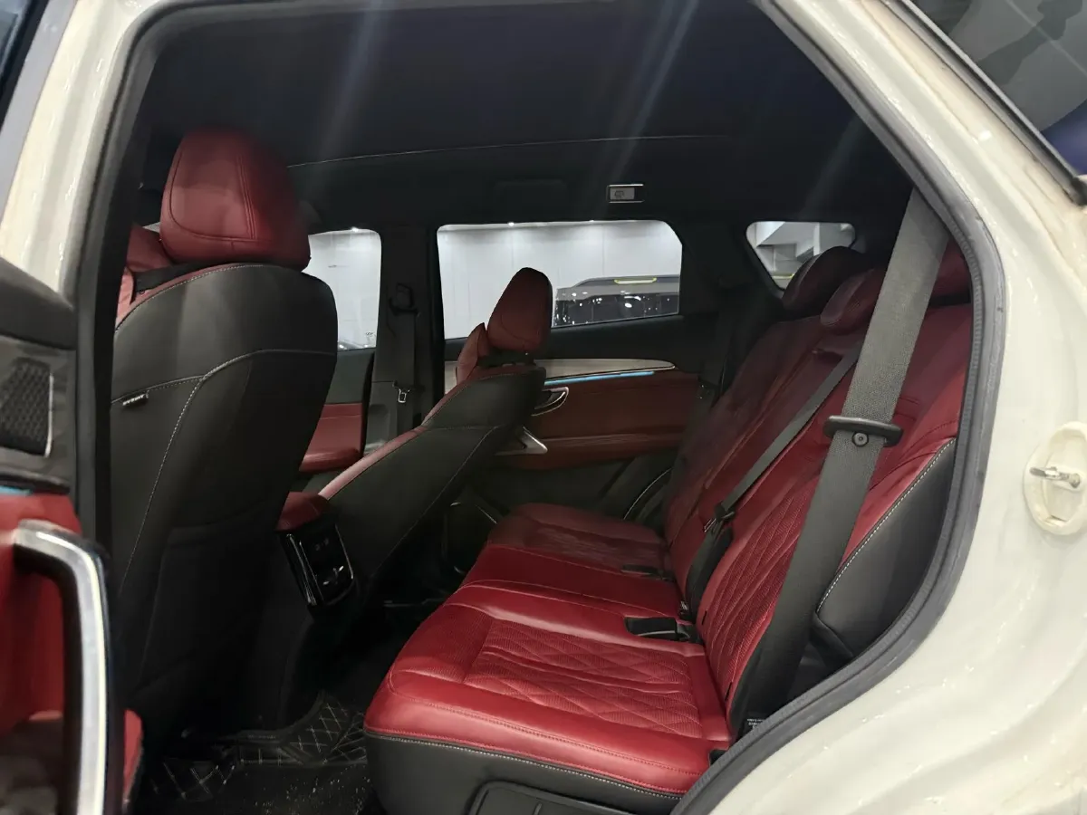 2023 Jetour X70 Plus 1.6T 197HP L4 7DCT,autocango,china used car exporter,china ev exporter,chinese used car exporter,chinese used ev exporter