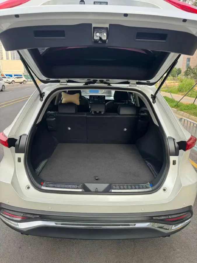 2022 Toyota Harrier 2.0L 171HP L4 CVT,autocango,china used car exporter,china ev exporter,chinese used car exporter,chinese used ev exporter