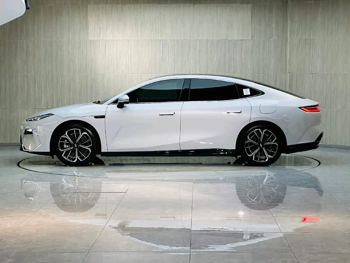 2025 Geely Galaxy E8 BEV 76KWH,autocango,china used car exporter,china ev exporter,chinese used car exporter,chinese used ev exporter