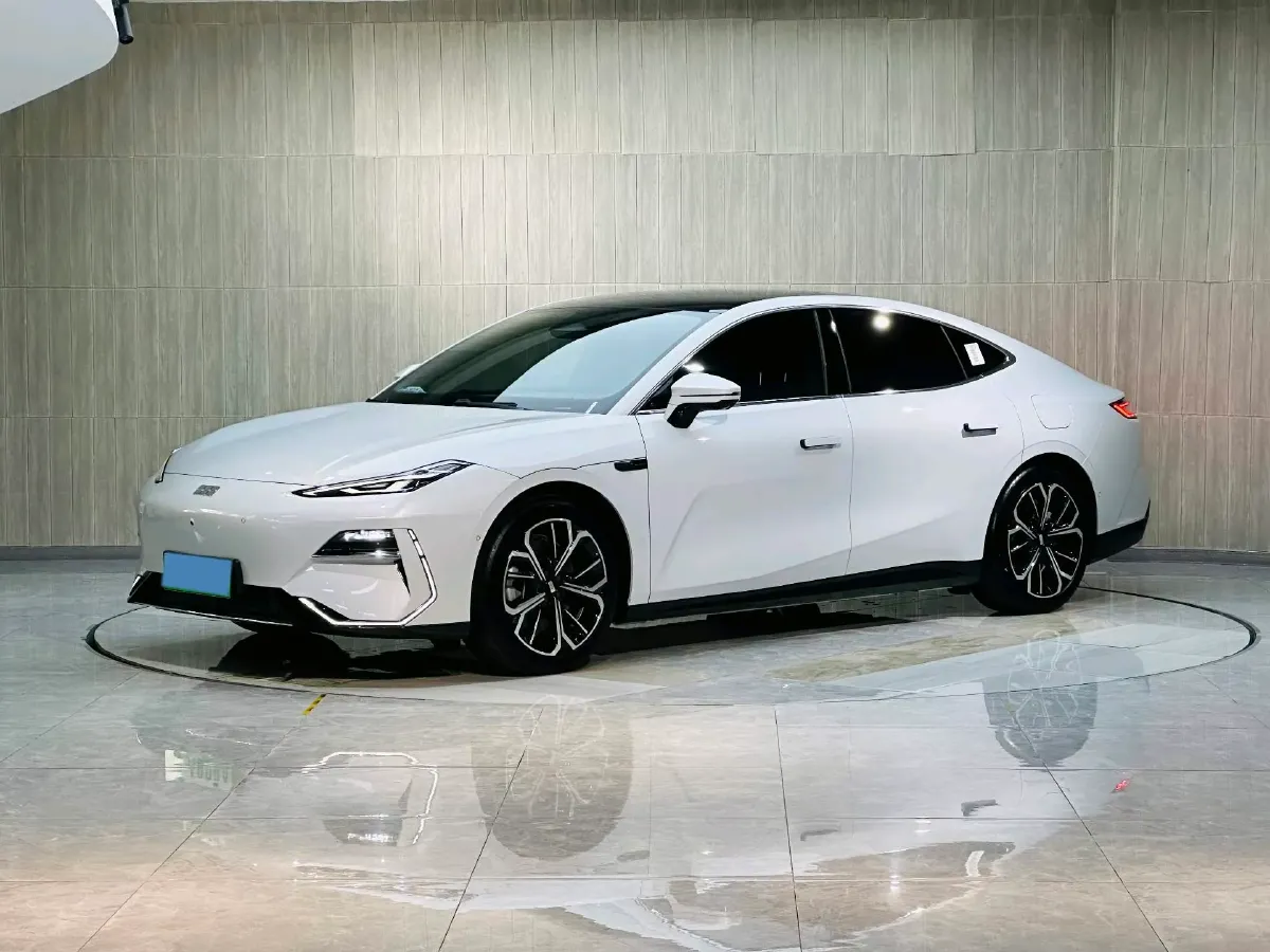 2025 Geely Galaxy E8 BEV 76KWH,autocango,china used car exporter,china ev exporter,chinese used car exporter,chinese used ev exporter