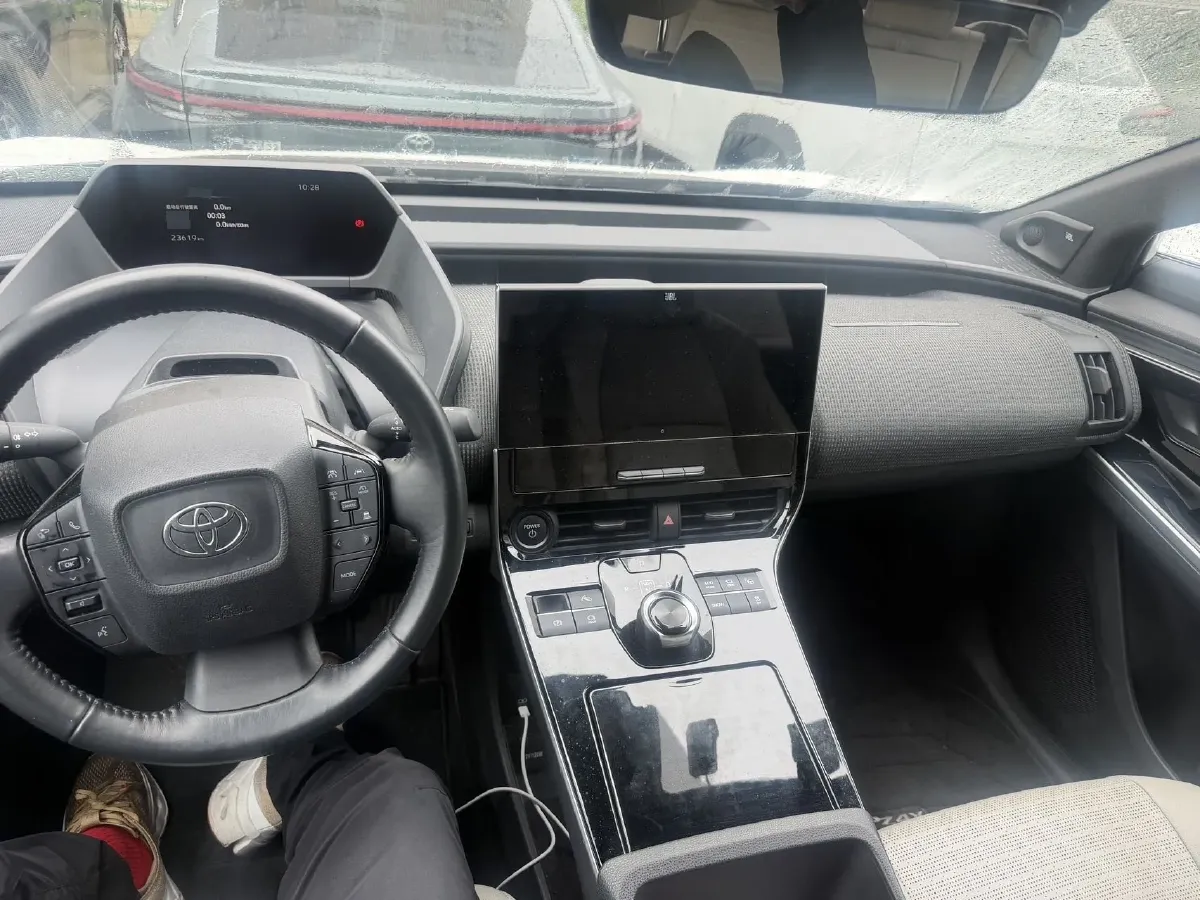 2022 Toyota bZ4X BEV 66.7KWH,autocango,china used car exporter,china ev exporter,chinese used car exporter,chinese used ev exporter