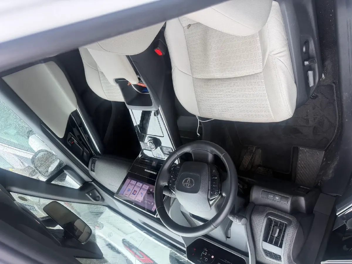 2022 Toyota bZ4X BEV 66.7KWH,autocango,china used car exporter,china ev exporter,chinese used car exporter,chinese used ev exporter