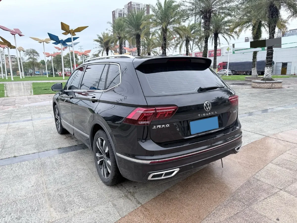 2024 Volkswagen Tiguan L 2.0T 186HP L4 7DCT,autocango,china used car exporter,china ev exporter,chinese used car exporter,chinese used ev exporter