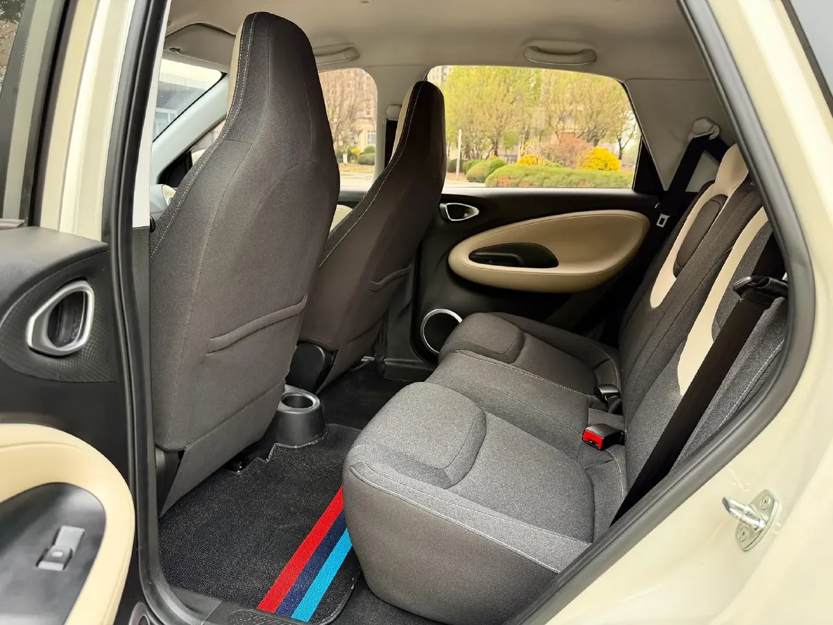 2023 WuLing BinGuo BEV 31.9KWH,autocango,china used car exporter,china ev exporter,chinese used car exporter,chinese used ev exporter