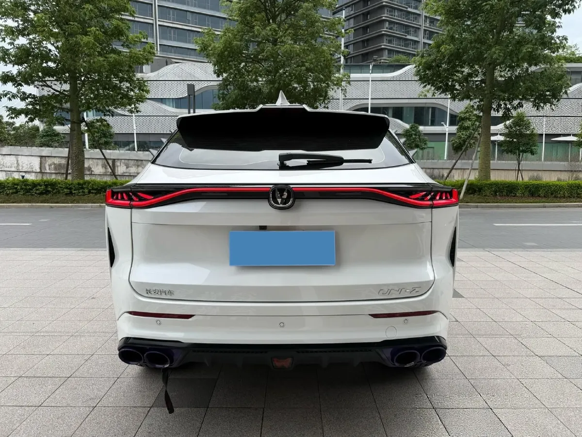 2025 ChangAn UNI-Z 1.5T 188HP L4 7DCT,autocango,china used car exporter,china ev exporter,chinese used car exporter,chinese used ev exporter
