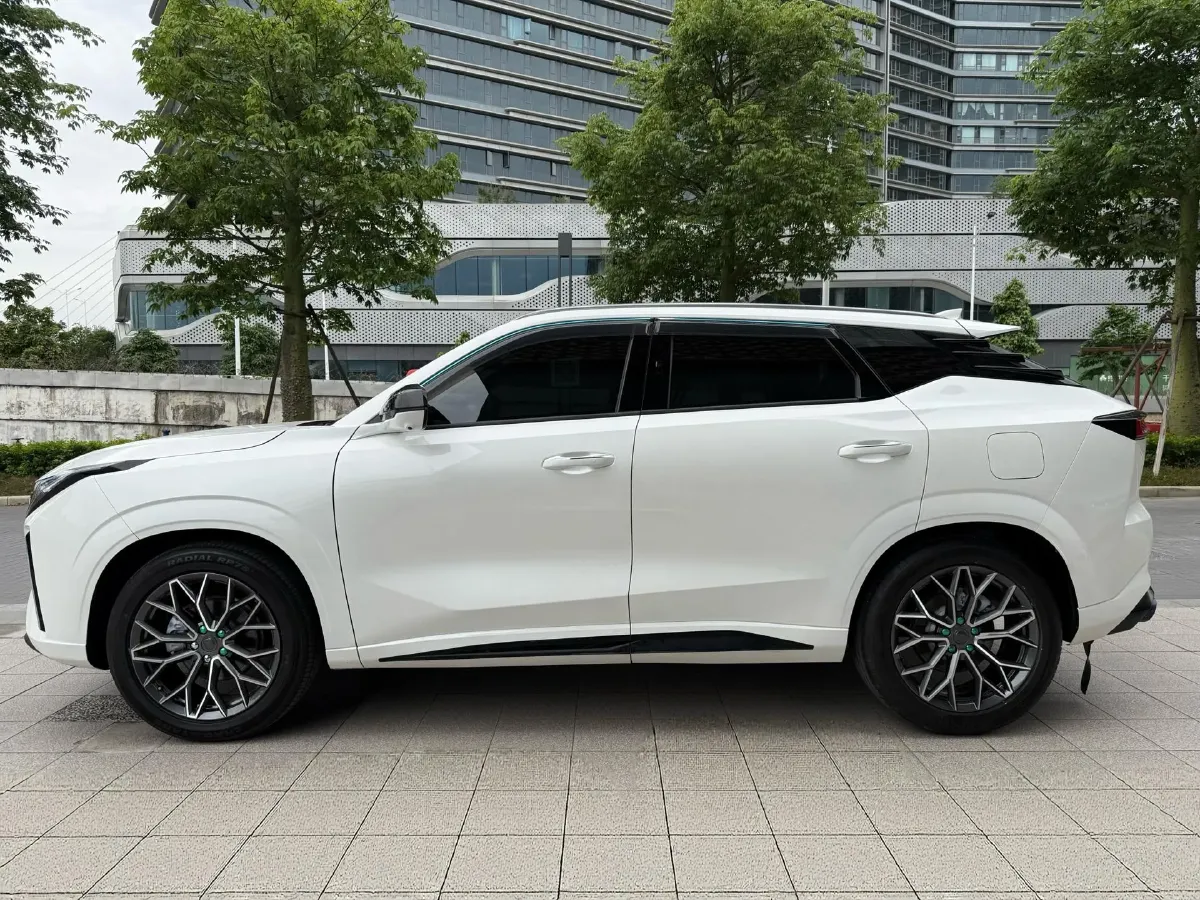 2025 ChangAn UNI-Z 1.5T 188HP L4 7DCT,autocango,china used car exporter,china ev exporter,chinese used car exporter,chinese used ev exporter