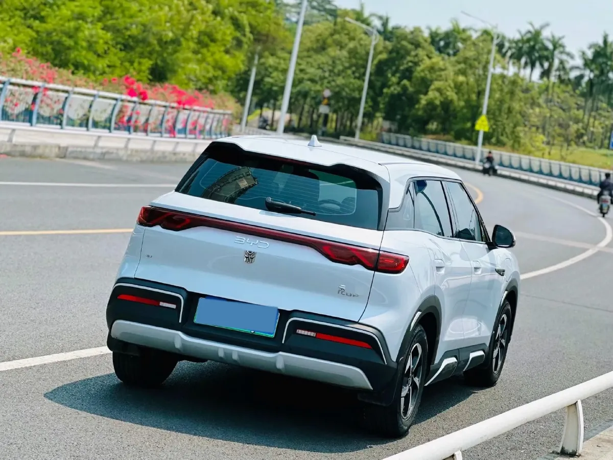 2024 BYD YuanUP BEV 45.12KWH,autocango,china used car exporter,china ev exporter,chinese used car exporter,chinese used ev exporter