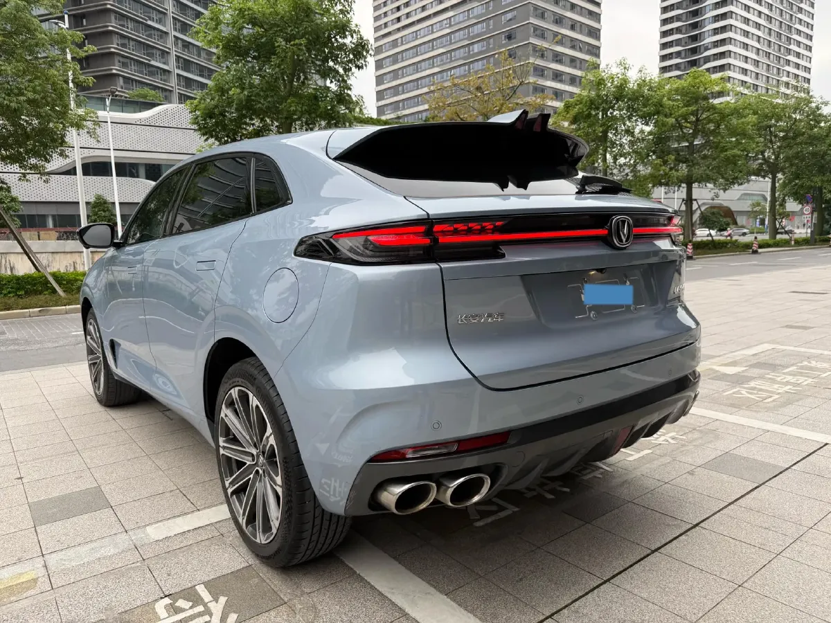 2021 ChangAn UNI-K 2.0T 233HP L4 8AT,autocango,china used car exporter,china ev exporter,chinese used car exporter,chinese used ev exporter