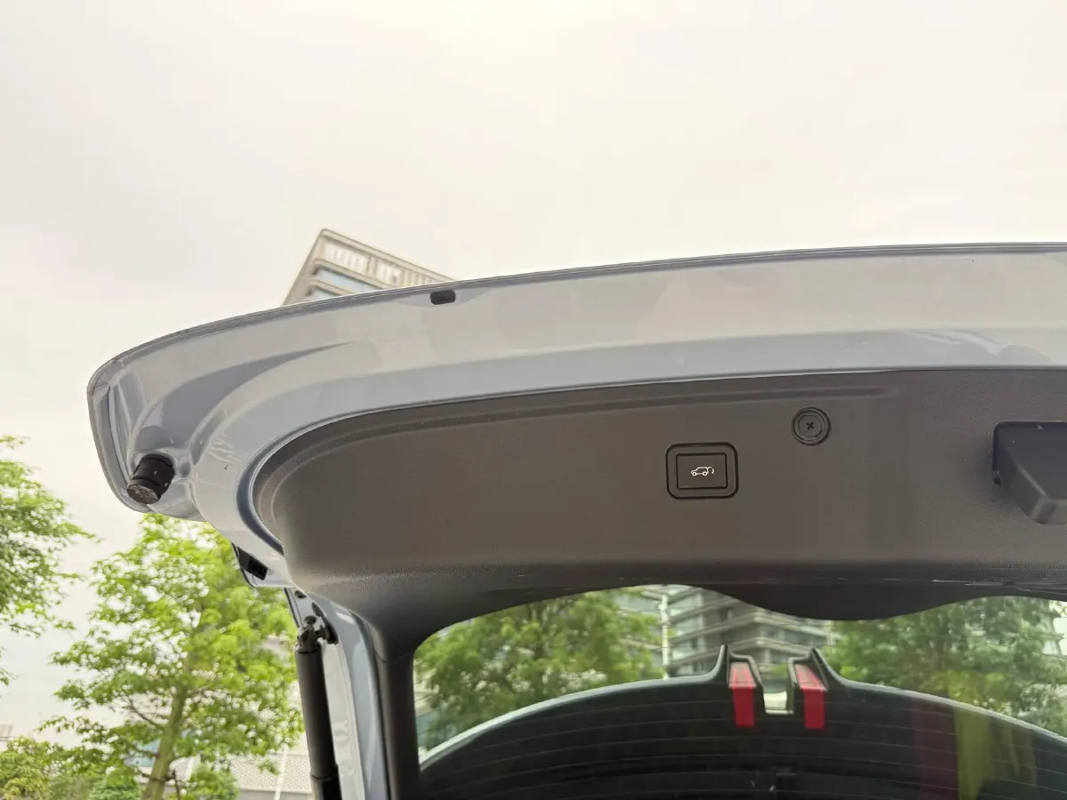 2021 ChangAn UNI-K 2.0T 233HP L4 8AT,autocango,china used car exporter,china ev exporter,chinese used car exporter,chinese used ev exporter