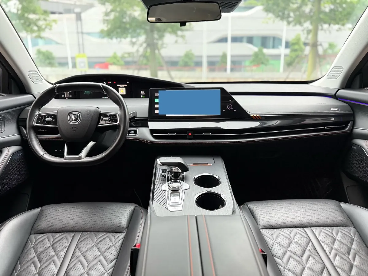 2021 ChangAn UNI-K 2.0T 233HP L4 8AT,autocango,china used car exporter,china ev exporter,chinese used car exporter,chinese used ev exporter