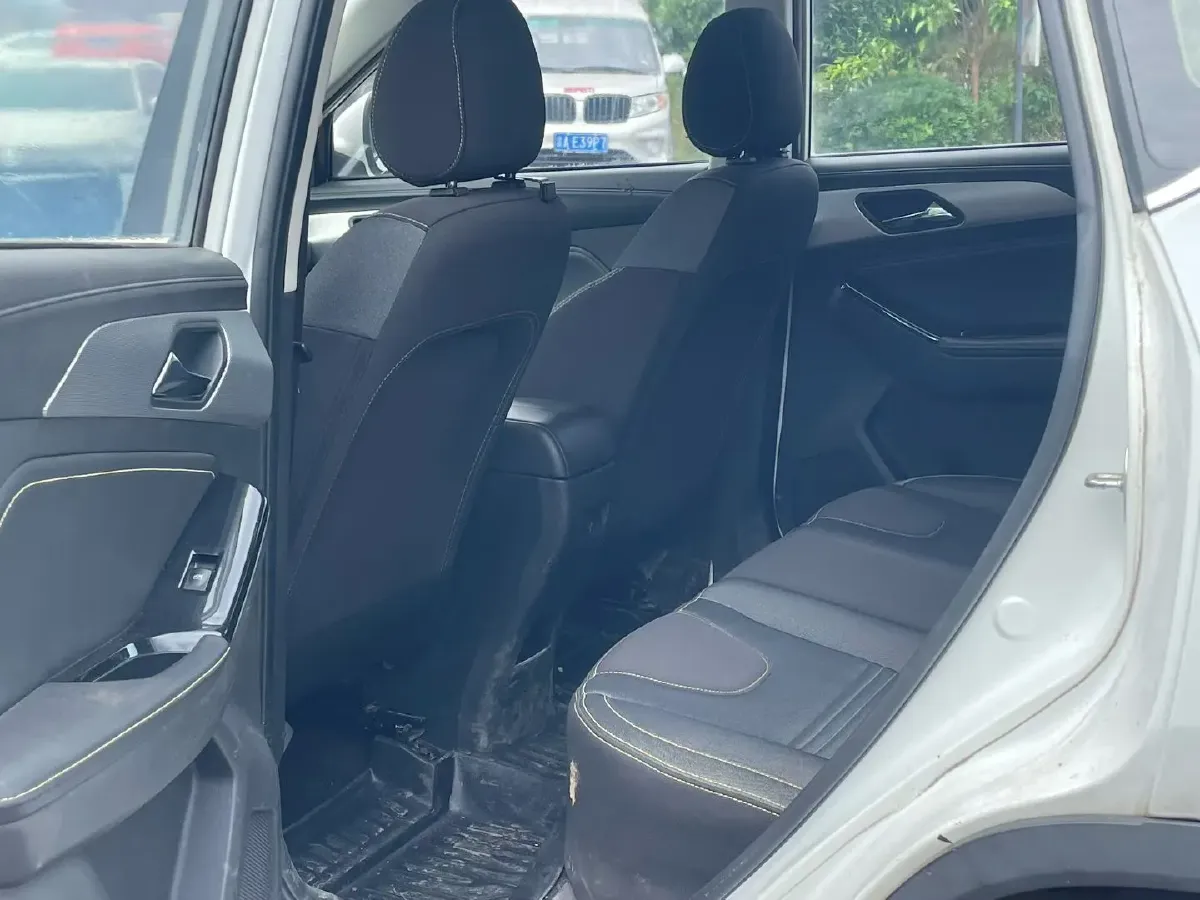 2021 BeiJing Auto X3 1.5T 150HP L4 6MT,autocango,china used car exporter,china ev exporter,chinese used car exporter,chinese used ev exporter