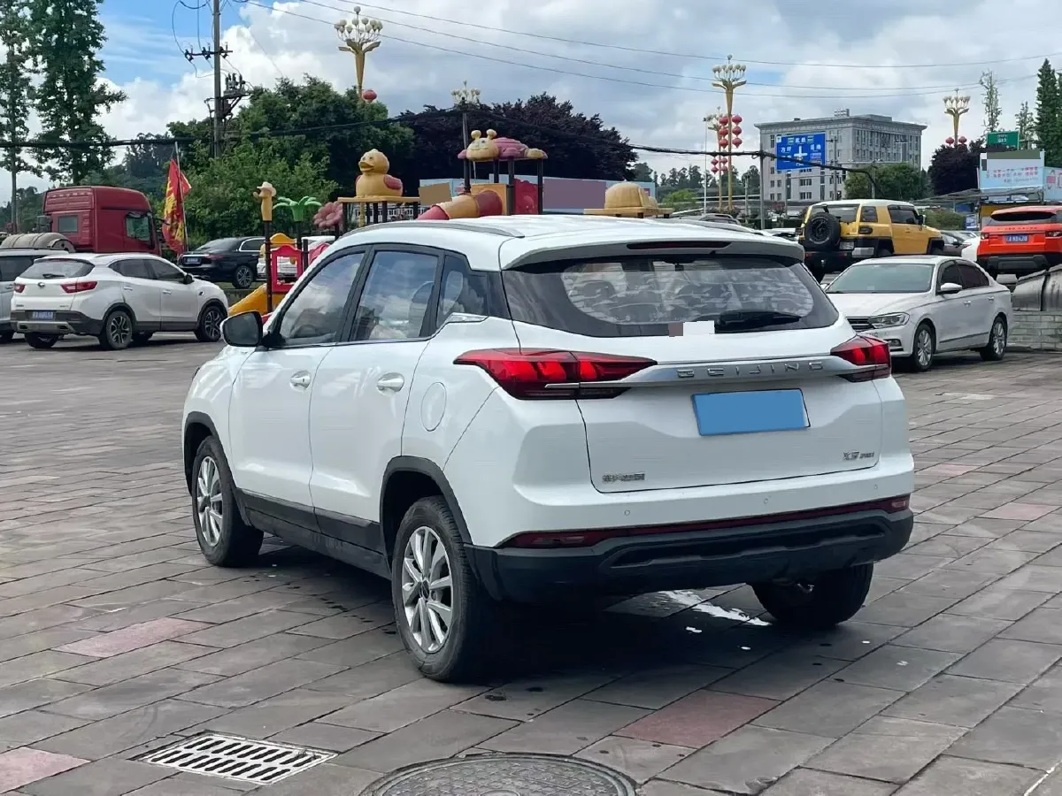 2021 BeiJing Auto X3 1.5T 150HP L4 6MT,autocango,china used car exporter,china ev exporter,chinese used car exporter,chinese used ev exporter