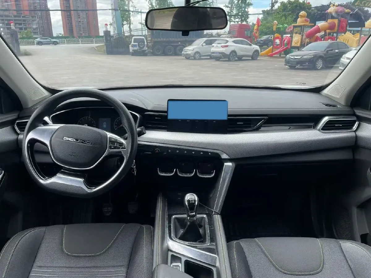 2021 BeiJing Auto X3 1.5T 150HP L4 6MT,autocango,china used car exporter,china ev exporter,chinese used car exporter,chinese used ev exporter