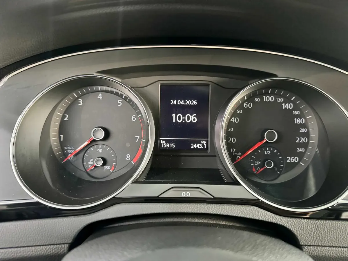 2020 Volkswagen Magotan 2.0T 186HP L4 7DCT,autocango,china used car exporter,china ev exporter,chinese used car exporter,chinese used ev exporter