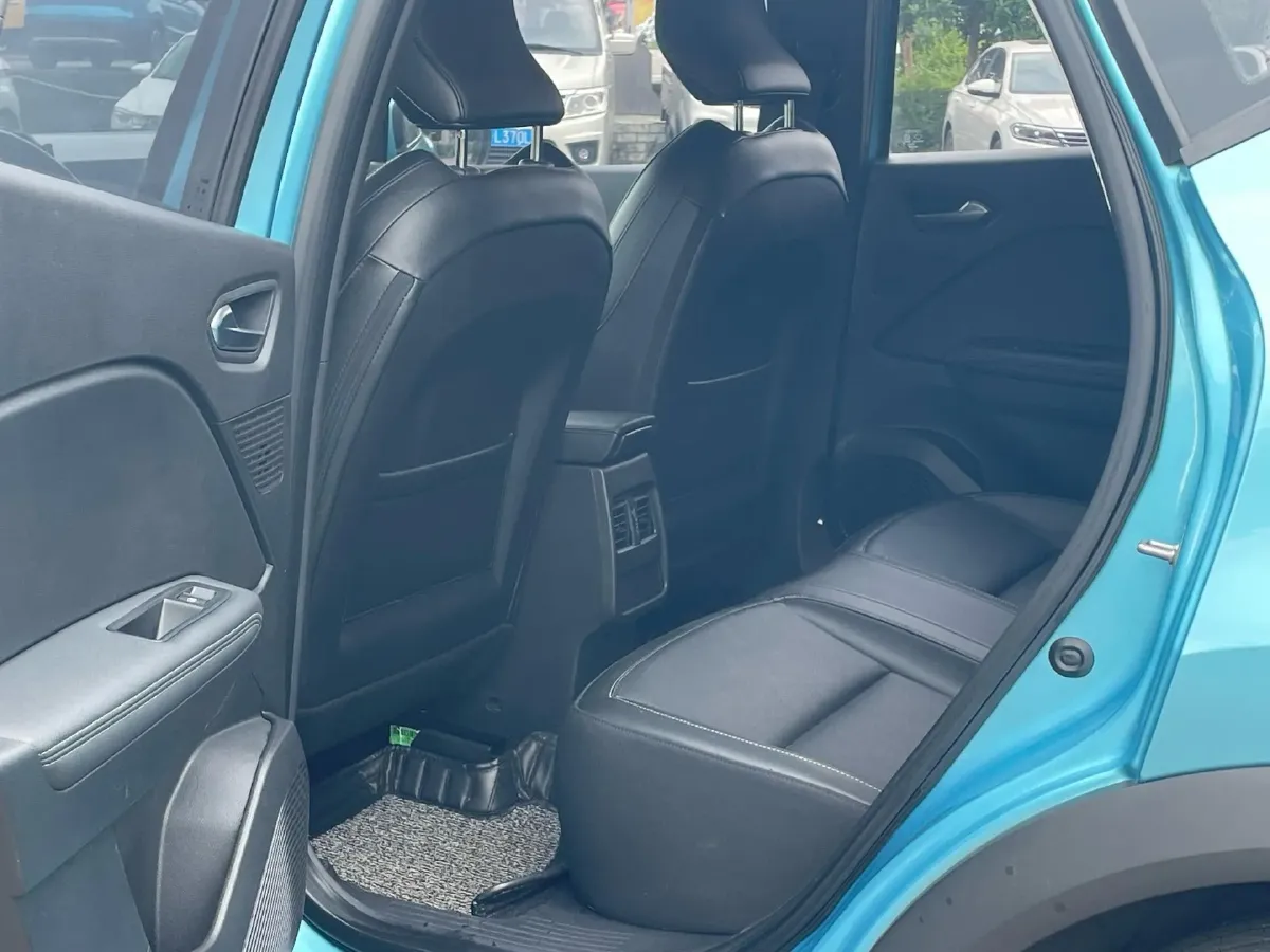 2019 Renault Captur 1.3T 159HP L4 7DCT,autocango,china used car exporter,china ev exporter,chinese used car exporter,chinese used ev exporter