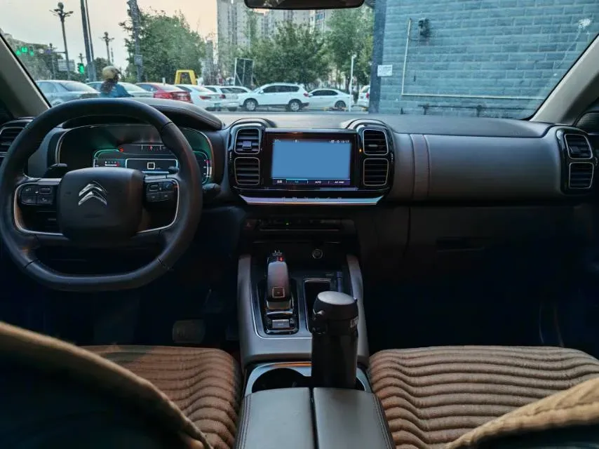 2018 Citroen C5 Aircross 1.6T 167HP L4 6AT,autocango,china used car exporter,china ev exporter,chinese used car exporter,chinese used ev exporter