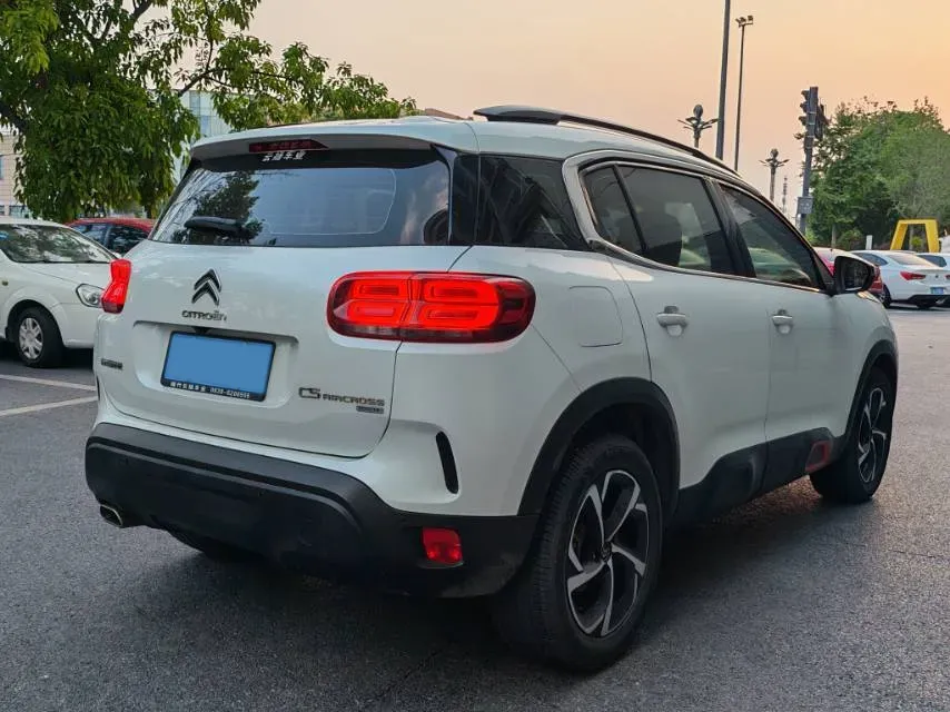 2018 Citroen C5 Aircross 1.6T 167HP L4 6AT,autocango,china used car exporter,china ev exporter,chinese used car exporter,chinese used ev exporter