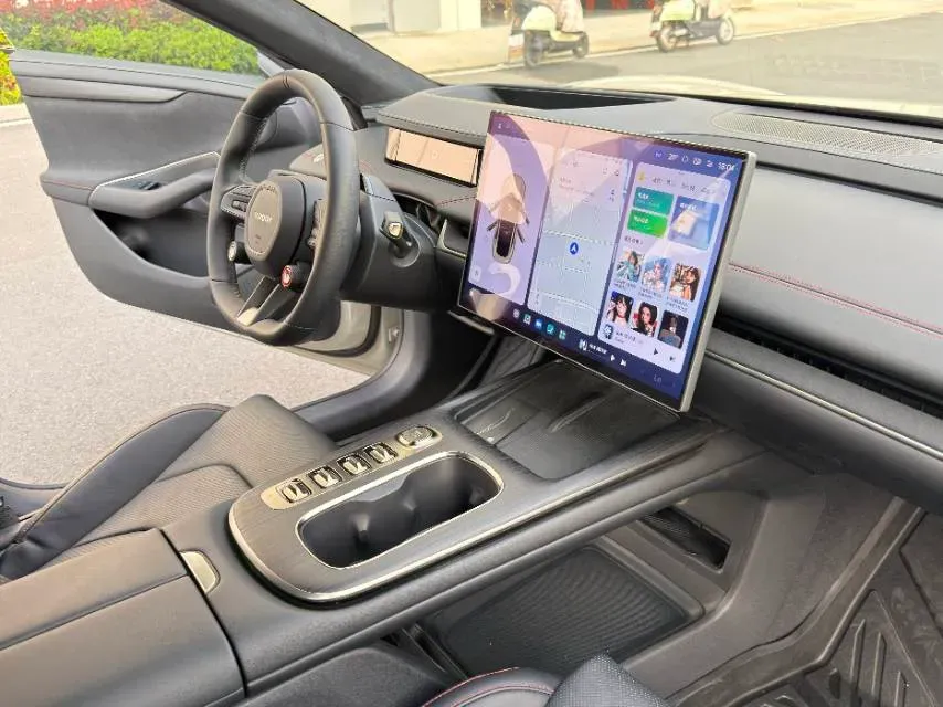 2024 MI SU7 BEV 101KWH,autocango,china used car exporter,china ev exporter,chinese used car exporter,chinese used ev exporter