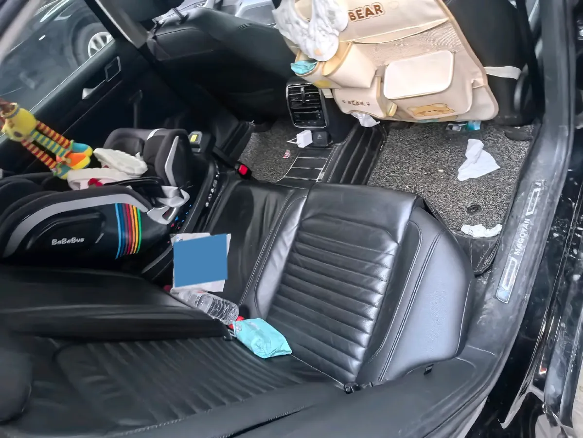 2019 Volkswagen Magotan 2.0T 186HP L4 7DCT,autocango,china used car exporter,china ev exporter,chinese used car exporter,chinese used ev exporter