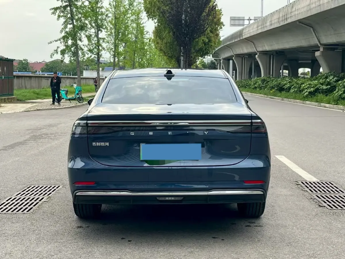 2025 Geely Galaxy A7 1.5L 112HP L4 1DHT PHEV,autocango,china used car exporter,china ev exporter,chinese used car exporter,chinese used ev exporter