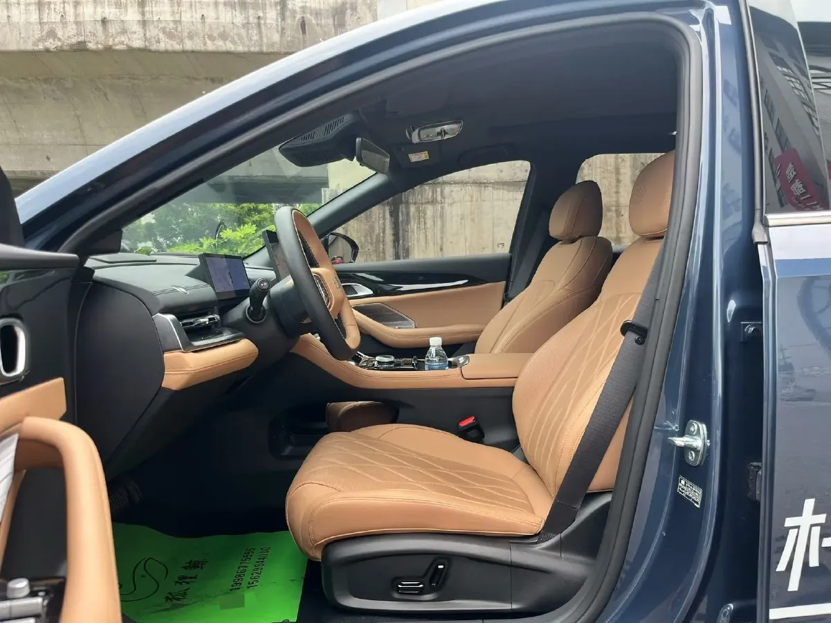 2025 Geely Galaxy A7 1.5L 112HP L4 1DHT PHEV,autocango,china used car exporter,china ev exporter,chinese used car exporter,chinese used ev exporter