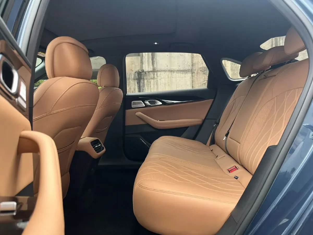 2025 Geely Galaxy A7 1.5L 112HP L4 1DHT PHEV,autocango,china used car exporter,china ev exporter,chinese used car exporter,chinese used ev exporter