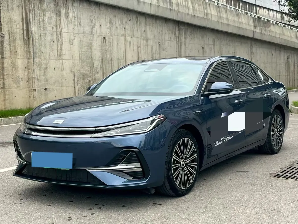 2025 Geely Galaxy A7 1.5L 112HP L4 1DHT PHEV,autocango,china used car exporter,china ev exporter,chinese used car exporter,chinese used ev exporter