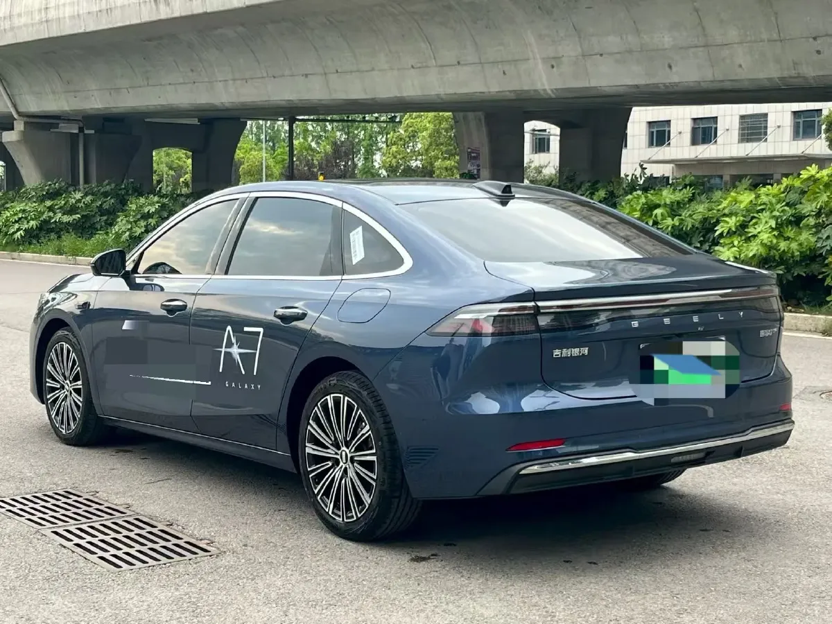2025 Geely Galaxy A7 1.5L 112HP L4 1DHT PHEV,autocango,china used car exporter,china ev exporter,chinese used car exporter,chinese used ev exporter
