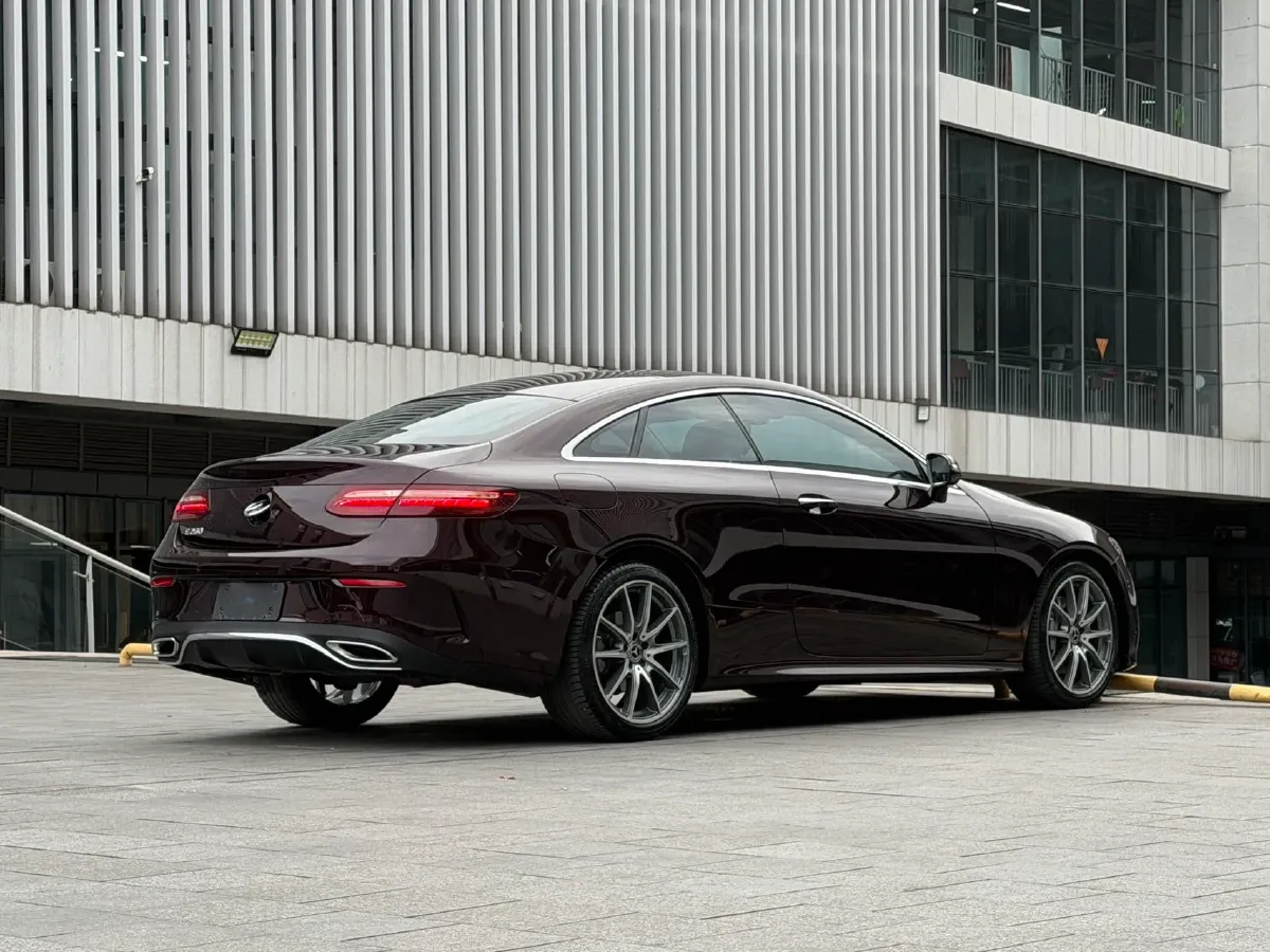 2021 Mercedes-Benz E Class 1.5T 184HP L4 9AT,autocango,china used car exporter,china ev exporter,chinese used car exporter,chinese used ev exporter