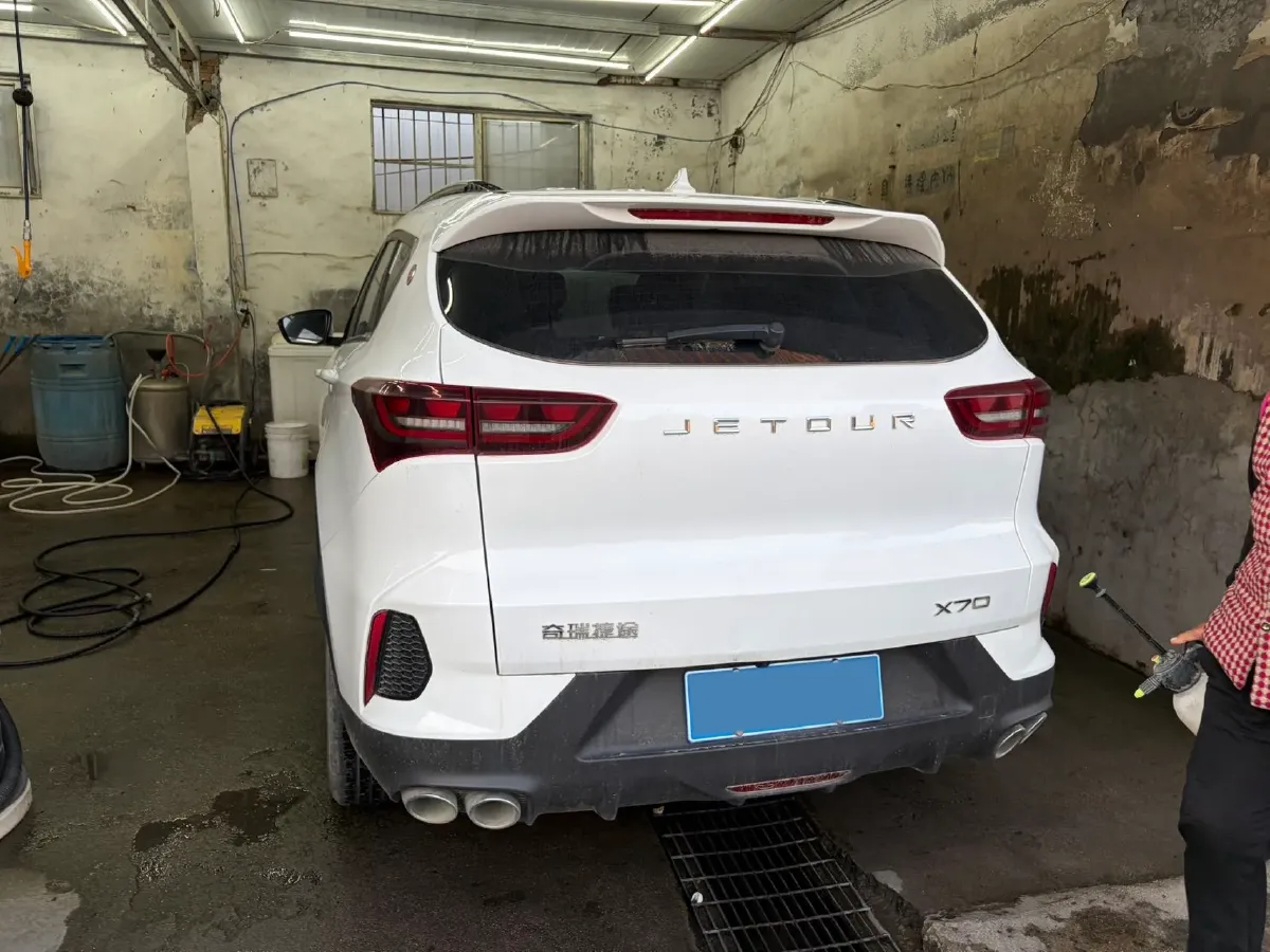 2023 Jetour X70 1.5T 156HP L4 6MT,autocango,china used car exporter,china ev exporter,chinese used car exporter,chinese used ev exporter