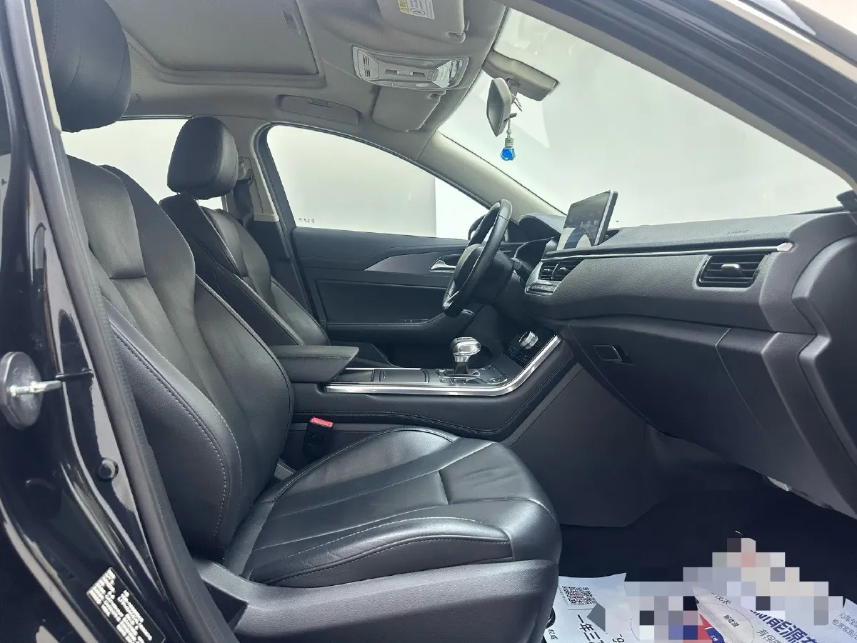 2020 HongQi H5 1.5T 169HP L4 7DCT,autocango,china used car exporter,china ev exporter,chinese used car exporter,chinese used ev exporter