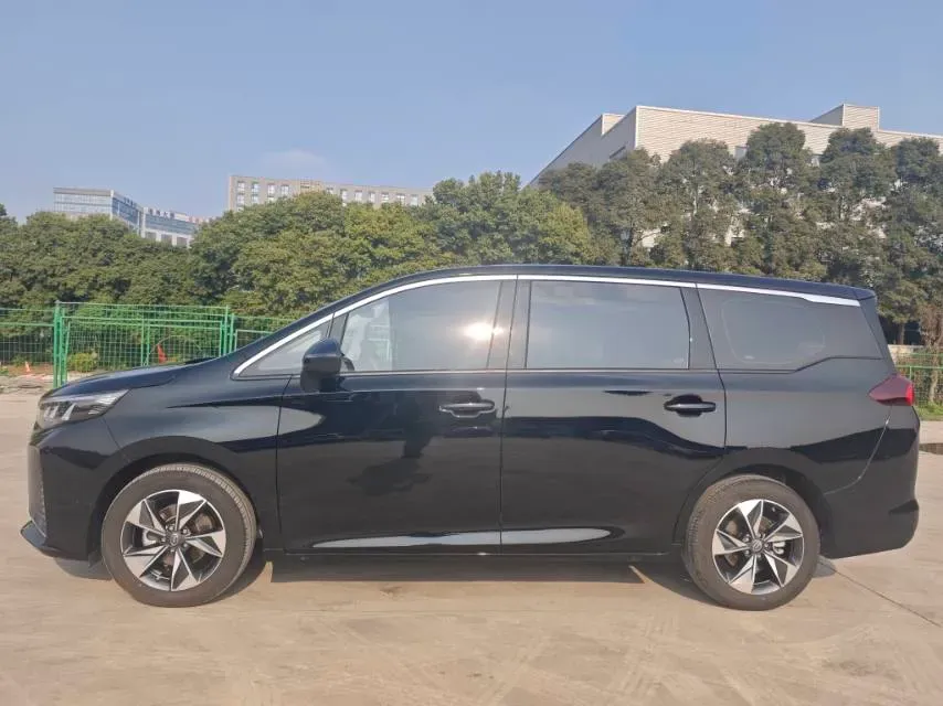 2023 GAC Trumpchi M6 1.5T 177HP L4 7DCT,autocango,china used car exporter,china ev exporter,chinese used car exporter,chinese used ev exporter