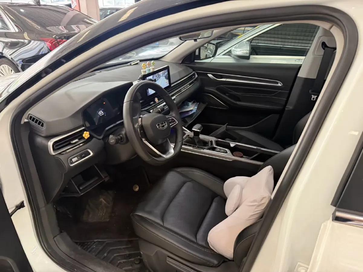 2022 Geely Emgrand 1.5L 114HP L4 CVT,autocango,china used car exporter,china ev exporter,chinese used car exporter,chinese used ev exporter