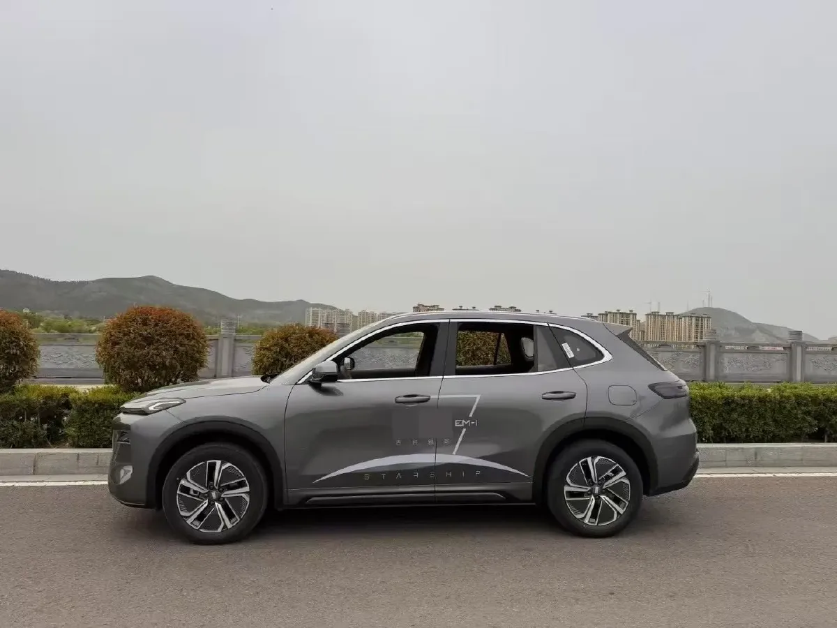 2025 BYD Sea Lion 05 DM-i 1.5L 101HP L4 E-CVT PHEV 18.3KWH,autocango,china used car exporter,china ev exporter,chinese used car exporter,chinese used ev exporter