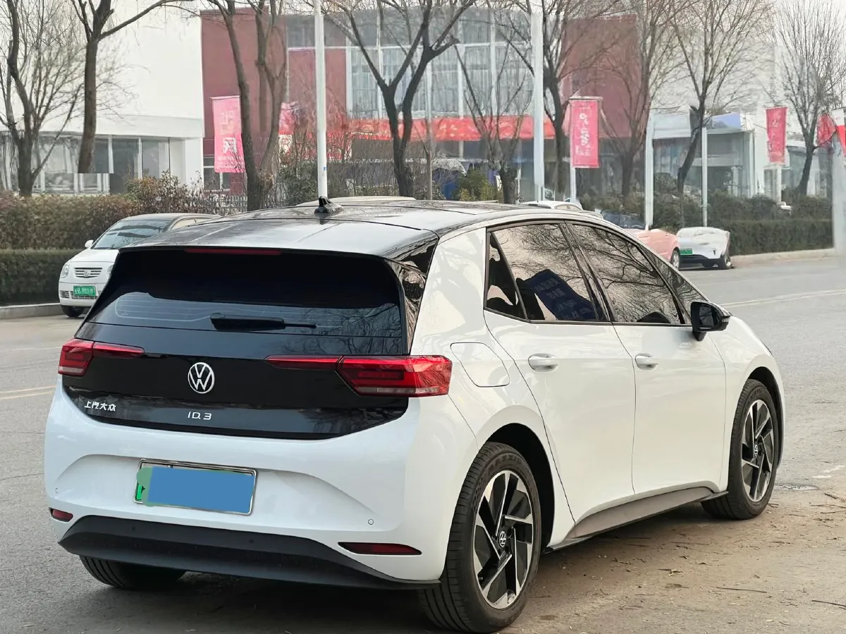 2025 Volkswagen ID.3 BEV 52.8KWH,autocango,china used car exporter,china ev exporter,chinese used car exporter,chinese used ev exporter