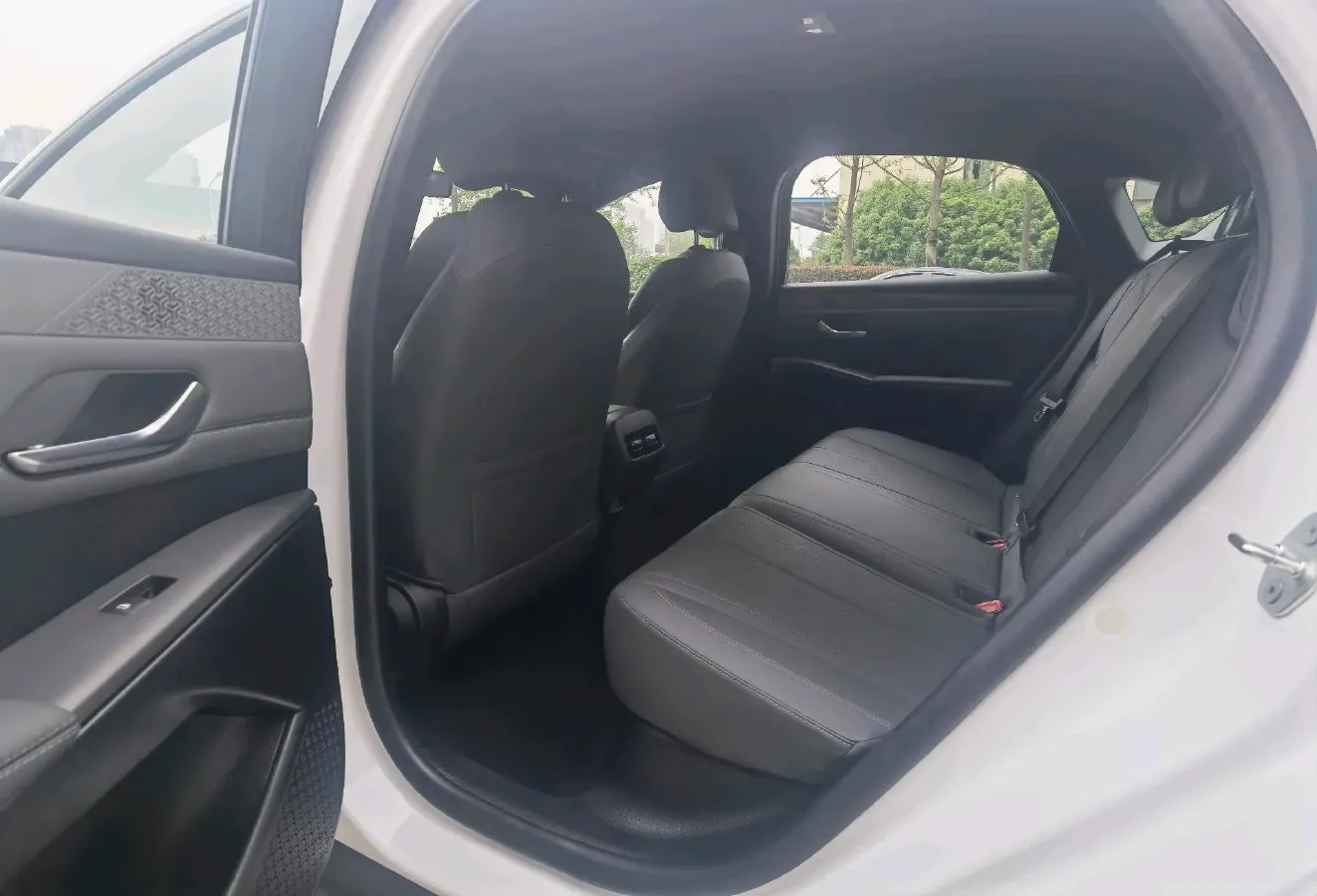 2025 BYD Qin Plus 1.5L 101HP L4 E-CVT PHEV 7.68KWH,autocango,china used car exporter,china ev exporter,chinese used car exporter,chinese used ev exporter