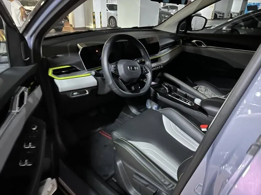 2022 Geely Coolray 1.5T 181HP L4 7DCT,autocango,china used car exporter,china ev exporter,chinese used car exporter,chinese used ev exporter