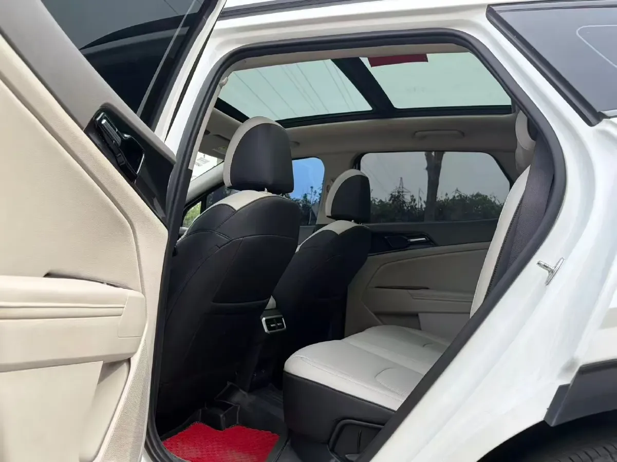 2023 Kia Sportage 1.5T 200HP L4 8AT,autocango,china used car exporter,china ev exporter,chinese used car exporter,chinese used ev exporter