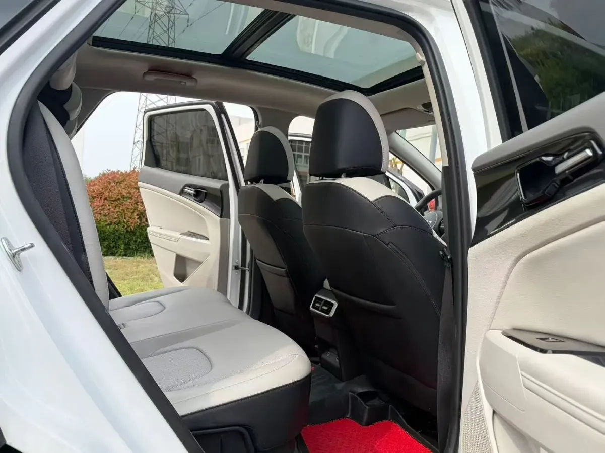 2023 Kia Sportage 1.5T 200HP L4 8AT,autocango,china used car exporter,china ev exporter,chinese used car exporter,chinese used ev exporter