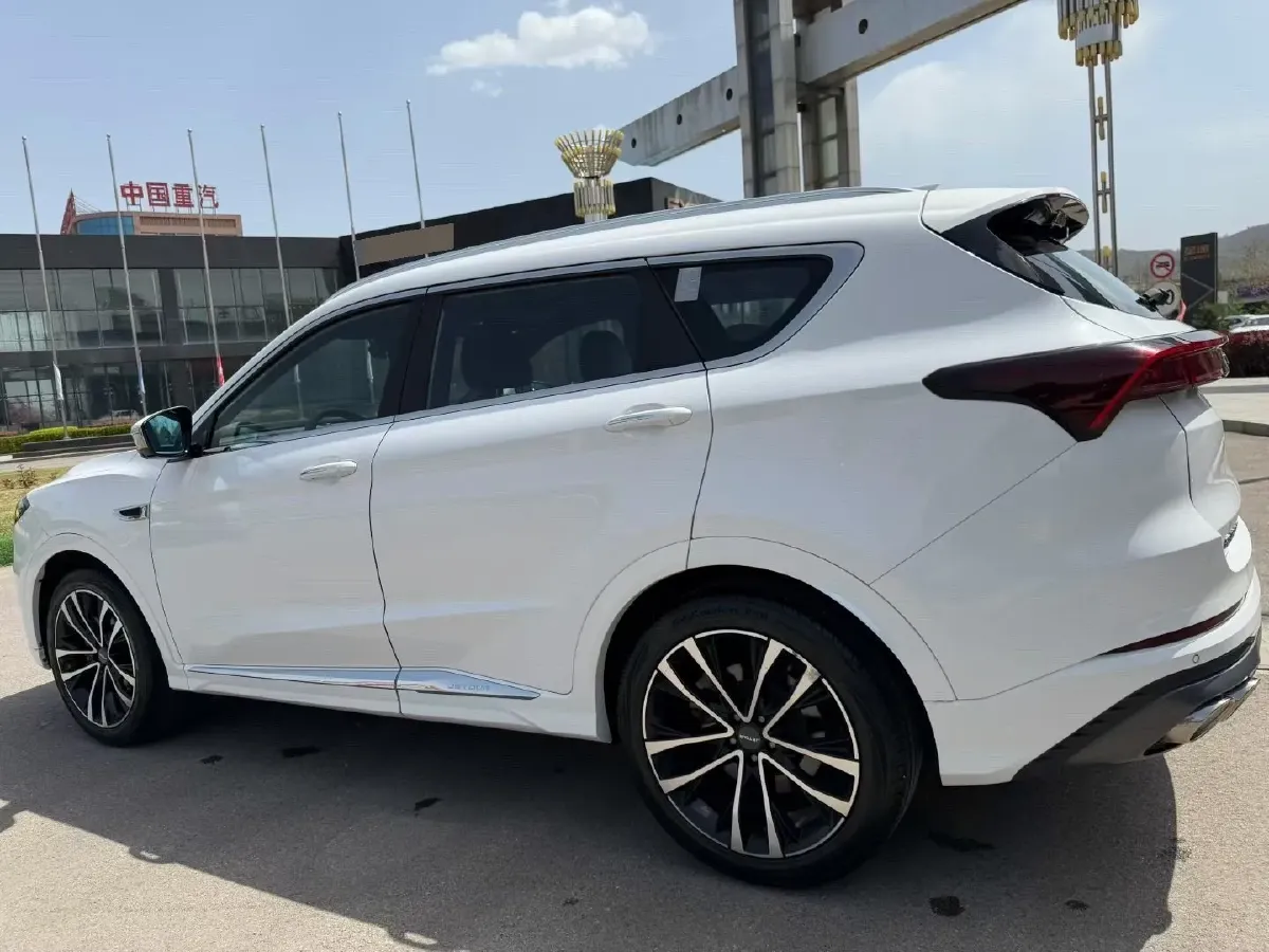 2021 Chery Tiggo 8 Plus 1.6T 197HP L4 7DCT,autocango,china used car exporter,china ev exporter,chinese used car exporter,chinese used ev exporter