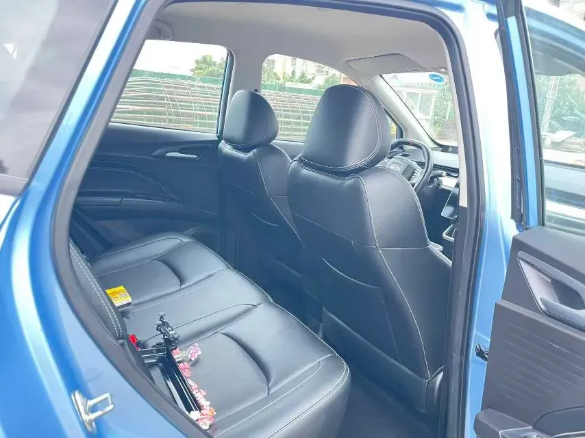 2022 ChangAn Oshan X7 Plus 1.5T 188HP L4 7DCT,autocango,china used car exporter,china ev exporter,chinese used car exporter,chinese used ev exporter