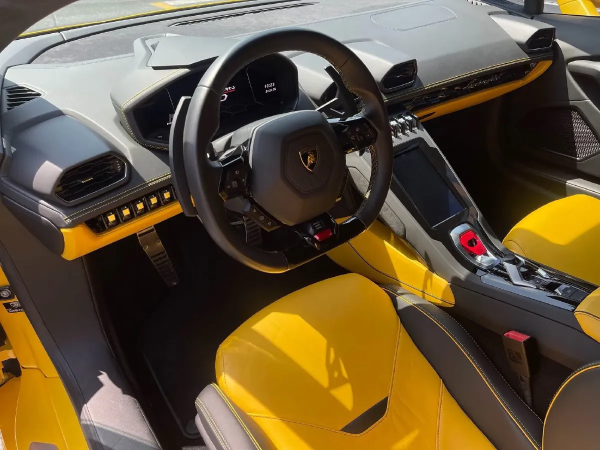 2020 Lamborghini Huracán 5.2L 611HP V10 7DCT,autocango,china used car exporter,china ev exporter,chinese used car exporter,chinese used ev exporter