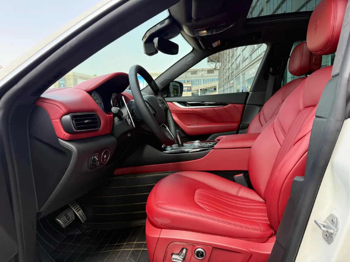 2021 Maserati Levante 3.0T 350HP V6 8AT,autocango,china used car exporter,china ev exporter,chinese used car exporter,chinese used ev exporter